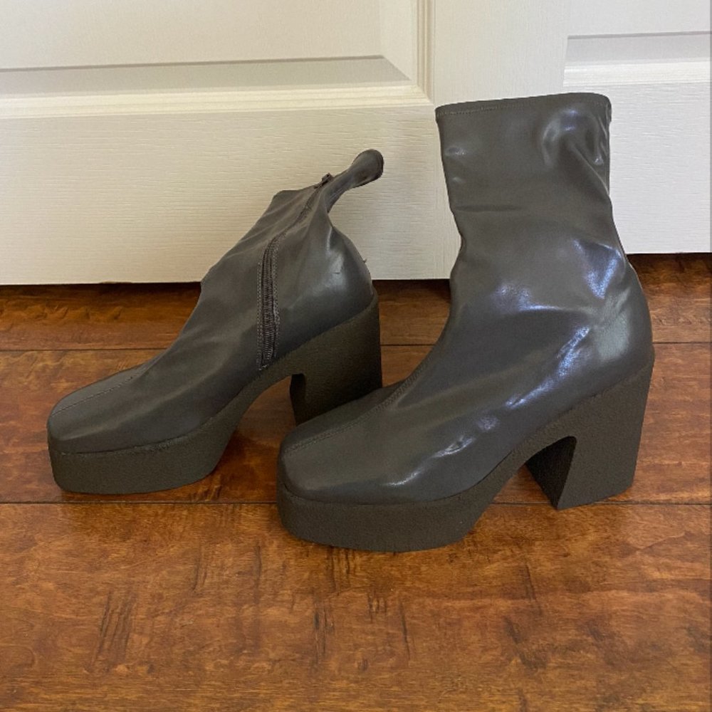 platform heeled boots - Picture 4 of 4